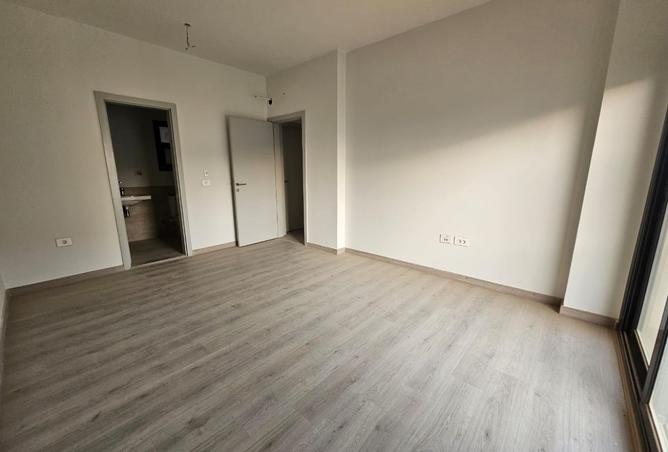 8163487 - Property Image 2