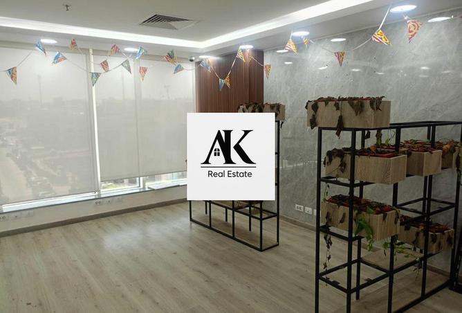 8386833 - Property Image 2