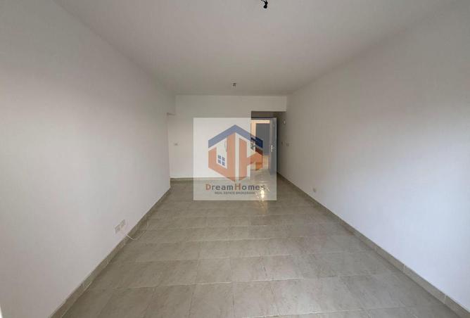 8387734 - Property Image 2