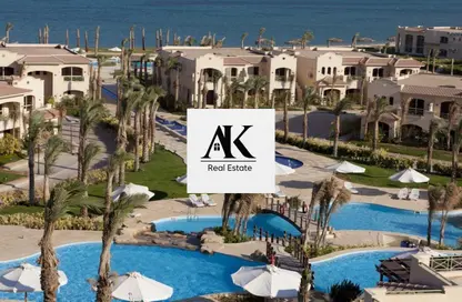 (بنتهاوس  (روف - 4 غرف نوم - 3 حمامات للبيع في لافيستا باي - لافيستا - قسم الضبعة - الساحل الشمالي