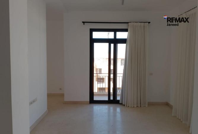 8389702 - Property Image 3