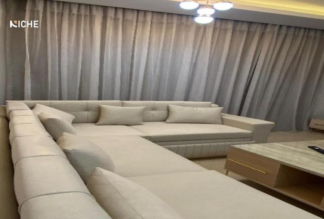 8390038 - Property Image 3