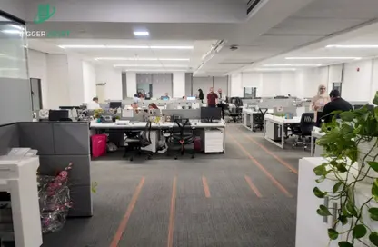 مساحات مكتبية - 4 غرف نوم - 3 حمامات للايجار في شارع رقم 70 - الحي الاول - التجمع الخامس - مدينة القاهرة الجديدة - القاهرة