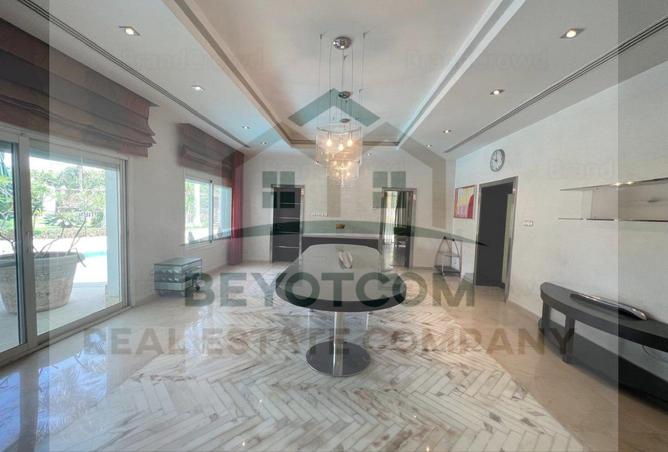 8395340 - Property Image 2