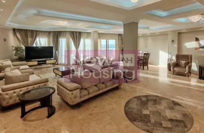 شقة - 3 غرف نوم - 3 حمامات للبيع في الزمالك - القاهرة