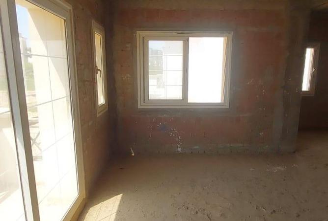 8392546 - Property Image 2