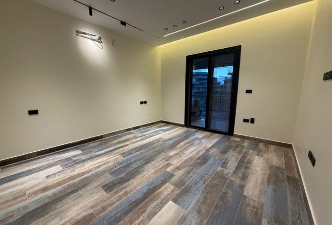 8392952 - Property Image 2