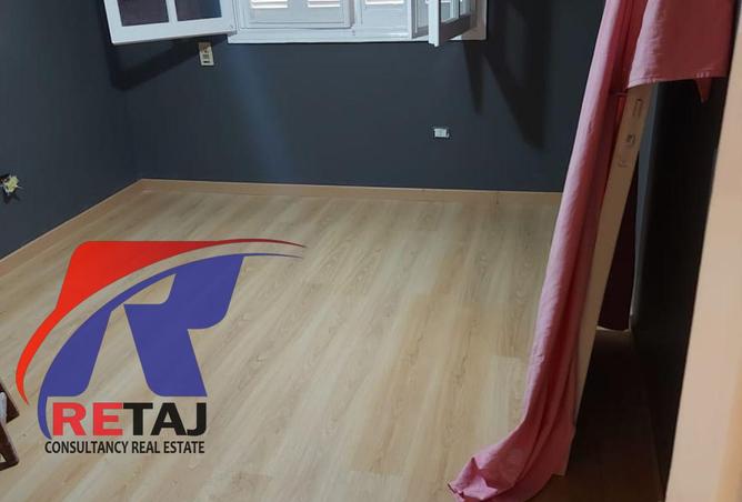 8393701 - Property Image 3