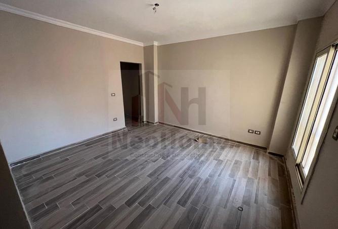 8397787 - Property Image 2