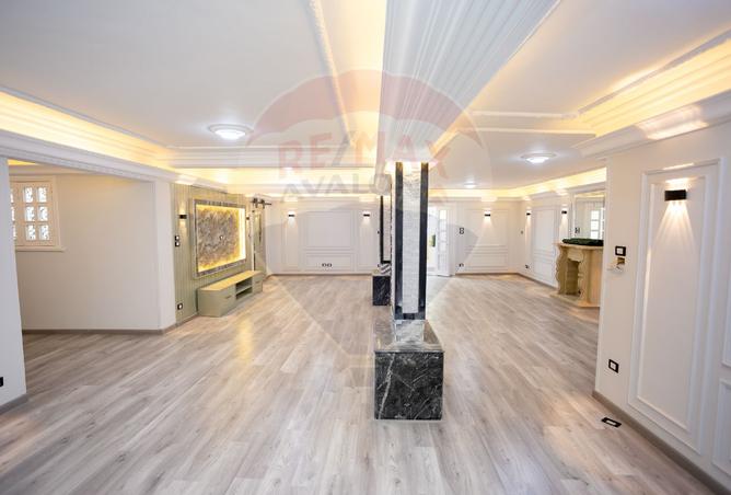 8067737 - Property Image 2