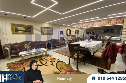 Apartment - 2 Bedrooms - 1 Bathroom for sale in Shaarawy St. - Laurent - Hay Sharq - Alexandria