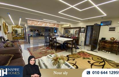 Apartment - 2 Bedrooms - 1 Bathroom for sale in Shaarawy St. - Laurent - Hay Sharq - Alexandria