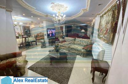 شقة - 3 غرف نوم - 2 حمامات للايجار في طريق الجيش - ميامي - حي اول المنتزة - الاسكندرية