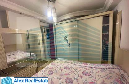 Apartment - 2 Bedrooms - 1 Bathroom for rent in Al Mosheer Ahmed Ismail St. - Sidi Gaber - Hay Sharq - Alexandria