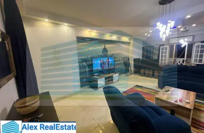 Apartment - 2 Bedrooms - 1 Bathroom for rent in Al Mosheer Ahmed Ismail St. - Sidi Gaber - Hay Sharq - Alexandria
