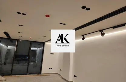 مساحات مكتبية - غرفة نوم - 1 حمام للايجار في مول هايد بارك بيزنس - شارع التسعين الجنوبي - التجمع الخامس - مدينة القاهرة الجديدة - القاهرة