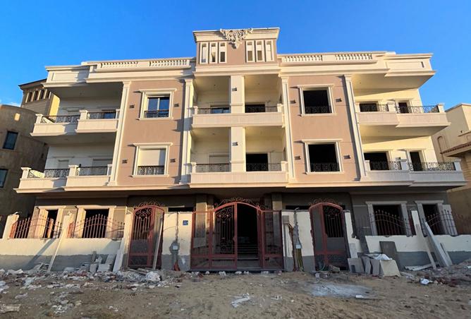 8399754 - Property Image 2