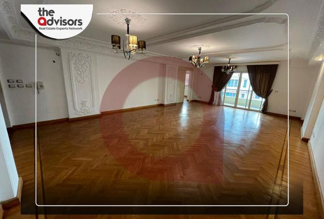 8431719 - Property Image 2