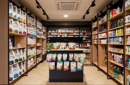 محل تجاري - استوديو - 1 حمام للايجار في محور محمد نجيب - المستثمرين الشمالية - مدينة القاهرة الجديدة - القاهرة