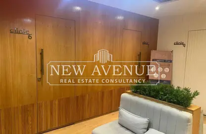 Clinic - 6 Bedrooms - 2 Bathrooms for sale in Sodic West - Sheikh Zayed Compounds - Sheikh Zayed City - Giza