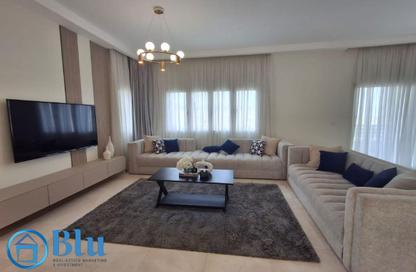 Villa - 5 Bedrooms - 6 Bathrooms for rent in Uptown Cairo - Mokattam - Cairo
