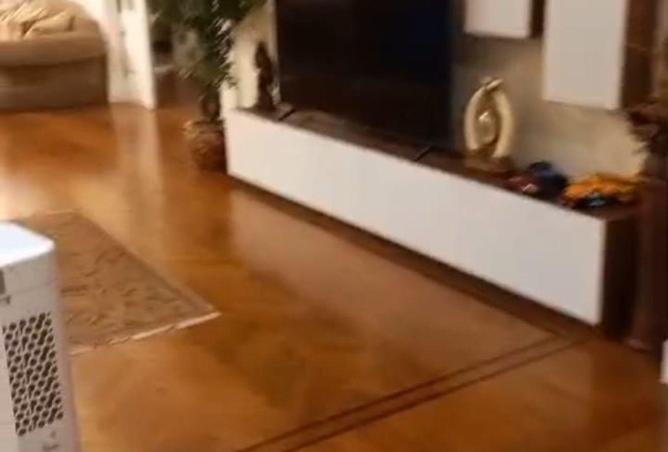 55250310 - Property Image 2