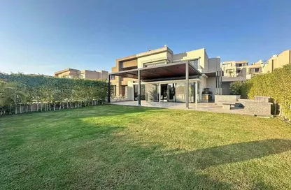 Villa - 4 Bedrooms - 4 Bathrooms for sale in Lake West 4 - Sheikh Zayed Compounds - Sheikh Zayed City - Giza