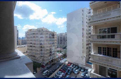 Apartment - 4 Bedrooms - 5 Bathrooms for sale in Nasir Mosque St. - Smouha - Hay Sharq - Alexandria