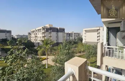 شقة - 3 غرف نوم - 2 حمامات للبيع في B10 - مدينتي - القاهرة