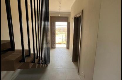 Apartment - 2 - 2 for sale in Beverly Hills Road - 17th District - Sheikh Zayed City - Giza
