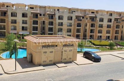 Apartment - 3 Bedrooms - 2 Bathrooms for sale in Stone Residence - 5th Settlement Compounds - The 5th Settlement - New Cairo City - Cairo