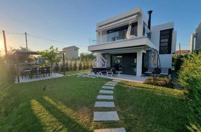Villa - 5 Bedrooms - 5 Bathrooms for sale in Beit Al Bahr - Sidi Heneish - North Coast