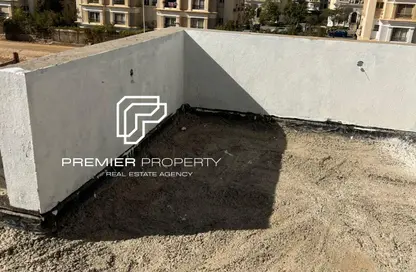 Townhouse - 3 Bedrooms - 3 Bathrooms for sale in Hyde Park - New Cairo City - Cairo