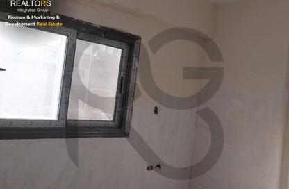 Apartment - 3 Bedrooms - 1 Bathroom for sale in Hadayek October - 6 October City - Giza