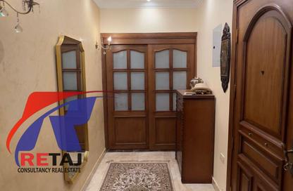 Apartment - 3 Bedrooms - 2 Bathrooms for sale in Al Narges 5 - Al Narges - New Cairo City - Cairo