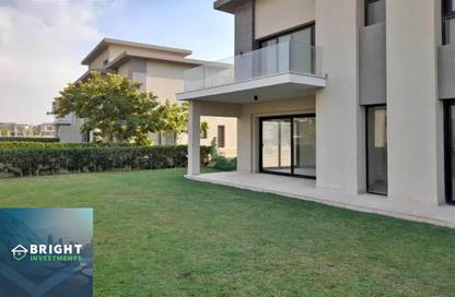Villa - 4 Bedrooms - 5 Bathrooms for sale in District 5 - 5th Settlement Compounds - The 5th Settlement - New Cairo City - Cairo