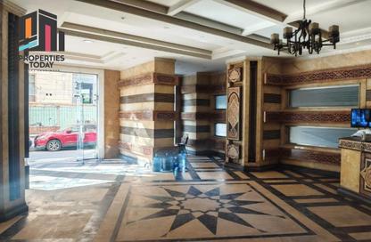 Apartment - 3 Bedrooms - 3 Bathrooms for sale in Azarita - Hay Wasat - Alexandria
