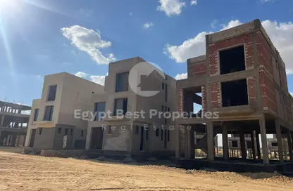 Villa - 5 Bedrooms - 5 Bathrooms for sale in Stei8ht - The 1st Settlement - New Cairo City - Cairo