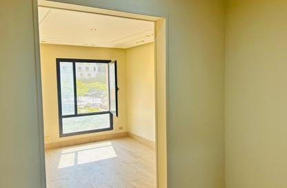 Apartment - 3 Bedrooms - 3 Bathrooms for sale in Eastown - 5th Settlement Compounds - The 5th Settlement - New Cairo City - Cairo