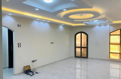 شقة - 3 غرف نوم - 2 حمامات للايجار في عمارات البنفسج - البنفسج - مدينة القاهرة الجديدة - القاهرة