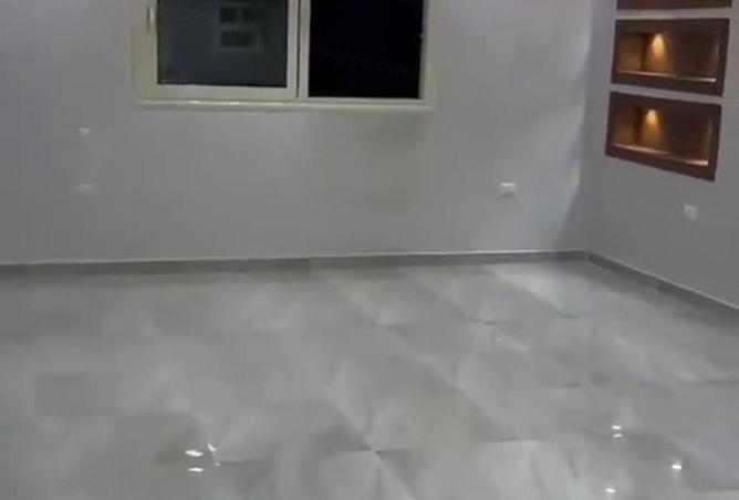 102898146 - Property Main Image