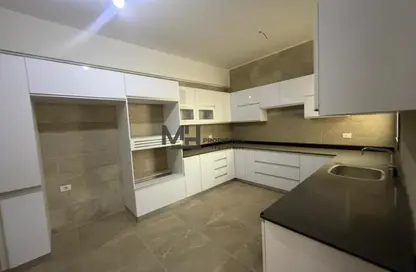 شقة - 3 غرف نوم - 3 حمامات للايجار في مون ريزيدنس - فيفث سكوير - التجمع الخامس - مدينة القاهرة الجديدة - القاهرة