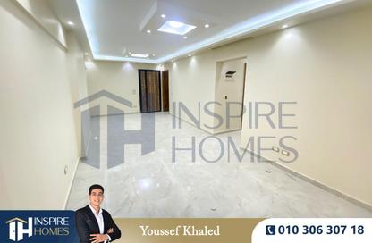 Apartment - 3 Bedrooms - 2 Bathrooms for rent in Smouha - Hay Sharq - Alexandria