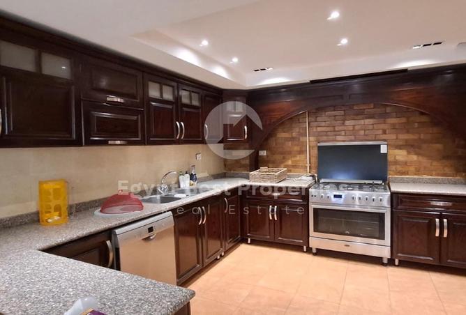 76227716 - Property Image 2