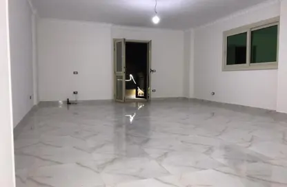 Apartment - 3 Bedrooms - 2 Bathrooms for rent in Al Ekhshedy St. - El Banafseg 7 - El Banafseg - New Cairo City - Cairo