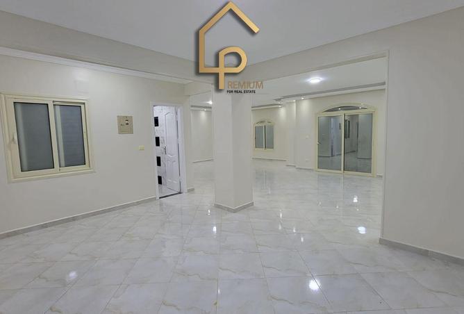 79711759 - Property Image 2