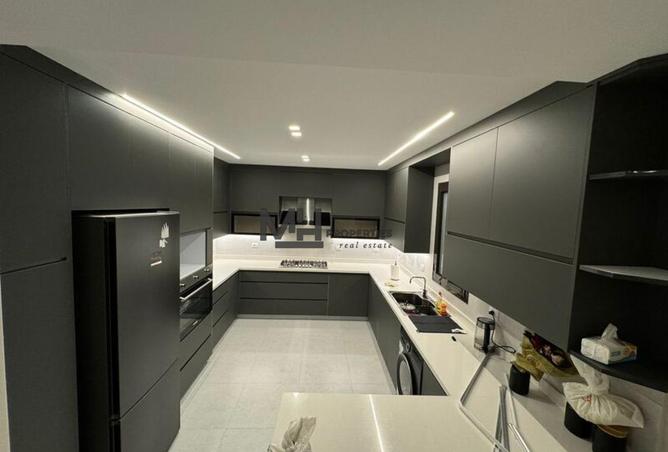 101783711 - Property Image 2