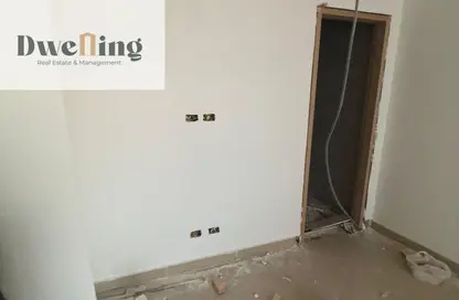 Office Space - 3 Bedrooms - 3 Bathrooms for rent in Central Hub - The 1st Settlement - New Cairo City - Cairo