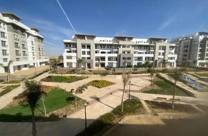 Apartment - Studio - 2 Bathrooms for sale in Hyde Park Central - The 6th Settlement - New Cairo City - Cairo