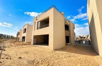 Villa - 4 - 4 for sale in The Crown - Cairo Alexandria Desert Road - 6 October City - Giza